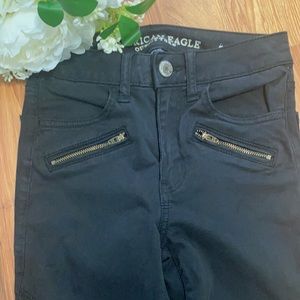 American Eagle Hi-Rise Jegging W/ Zipper Detail